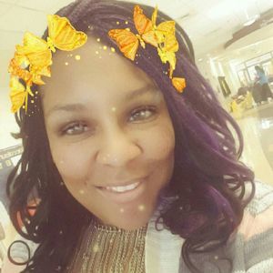 Meet your Posher, Lashona